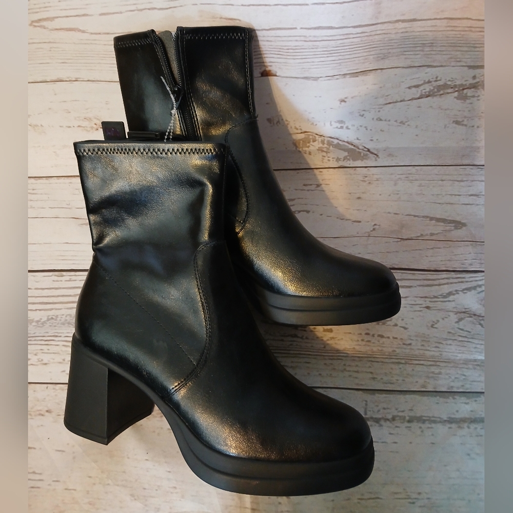No Boundaries Women's Vinyl Platform Dress Boots Black Size 10